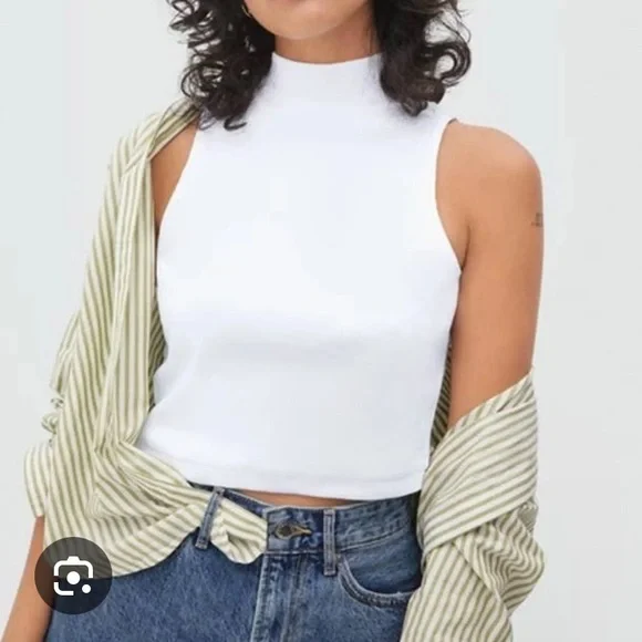 Everlane Mock Neck Cropped Tank Top